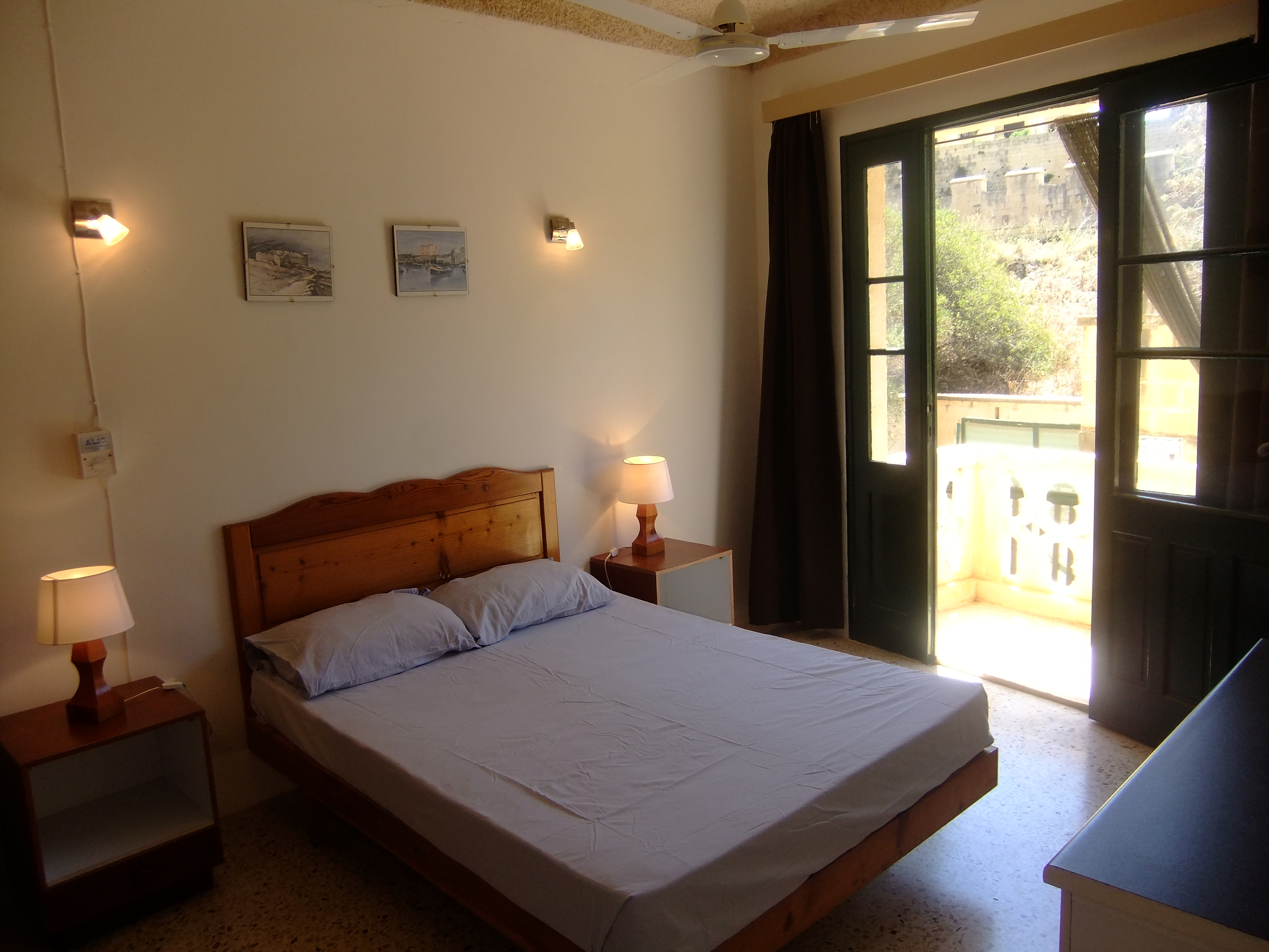 xlendi tourist services Apartments Xlendi Gozo Double Room - xlendi.com