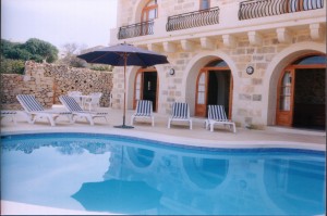 Ta' Sansuna Farmhouse Gozo pool area